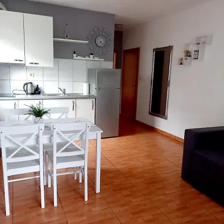 Marusic Apartment Makarska
