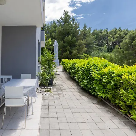 Marusic * Makarska